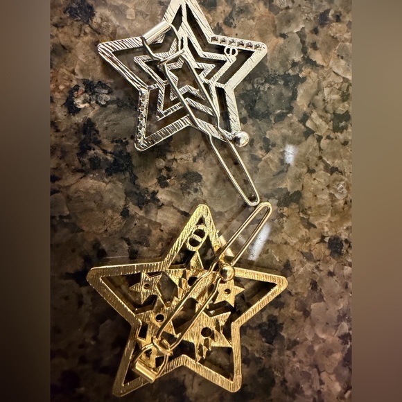 Dior Holiday 2026 Star Hair Clips Sealed in Plastic Inset Crystals Silver & Gold main image 4